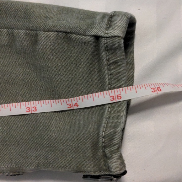Olive Green Bullhead Skinny Jeans with ankle zipper.  Size 3 ankle - Picture 10 of 16